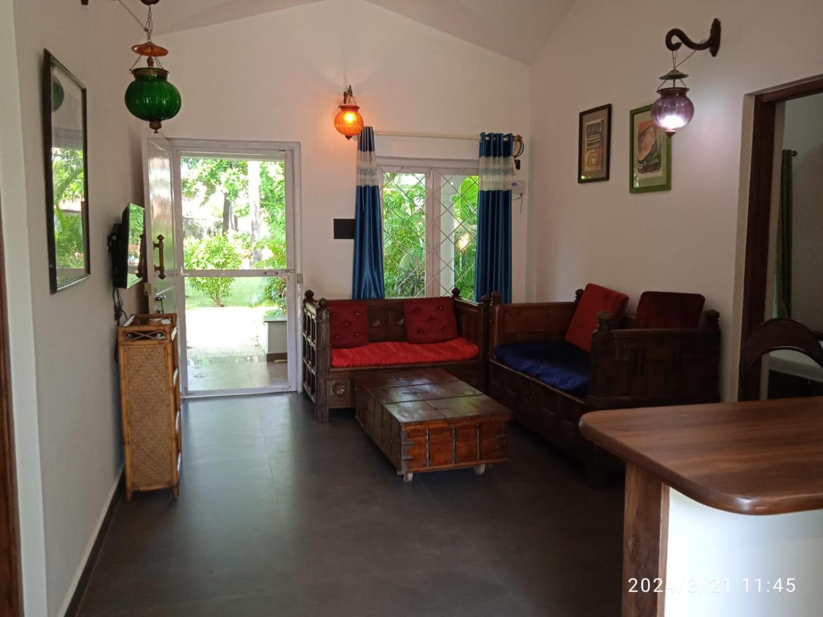 Villa Cavelossim Room photo
